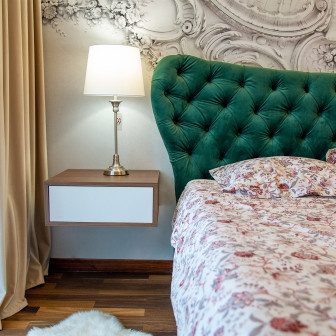 406. Neoclassic with a twist