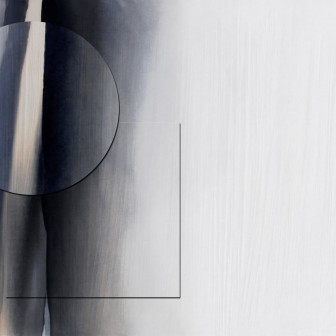 Tapet abstract cu cerc albastru și linii verticale.