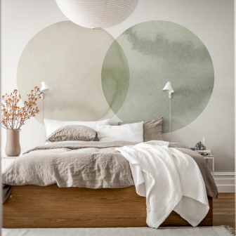 Tapet cu cercuri bej și verzi într-un dormitor modern